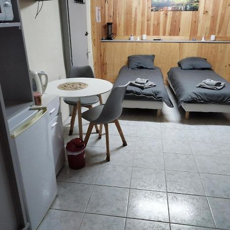 Chambre Gite Du Gardoir Boresse-et-Martron Bagian luar foto